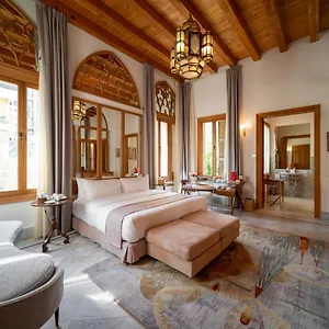 ***** Hotel Arthaus Libanon